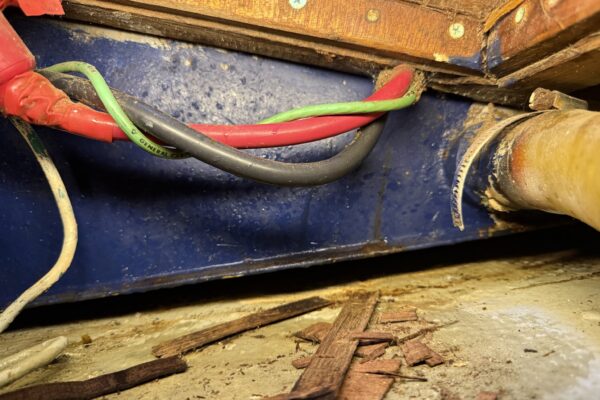 F0E28410-FB2B-4FF1-B4EF-3D2EE9391C66_1_102_o